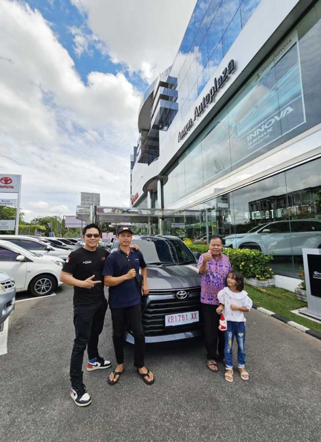 Sales Mobil Toyoyta Rudy Wong